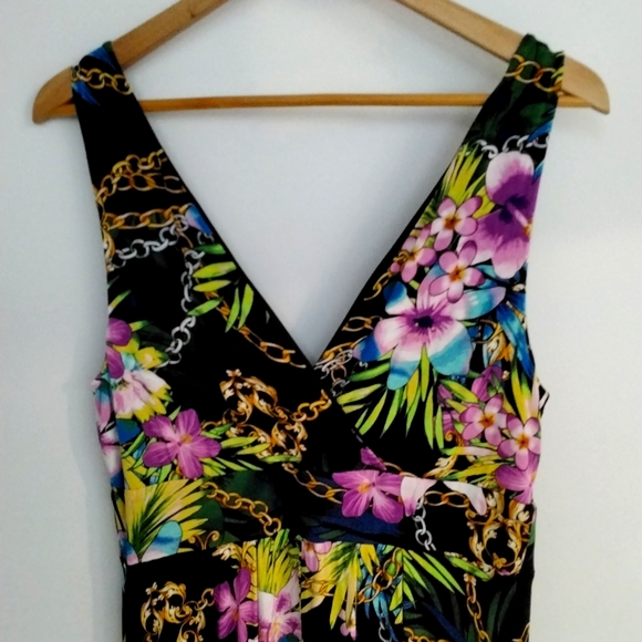 Jennifer Lopez  floral print maxi dress - Picture 5 of 7